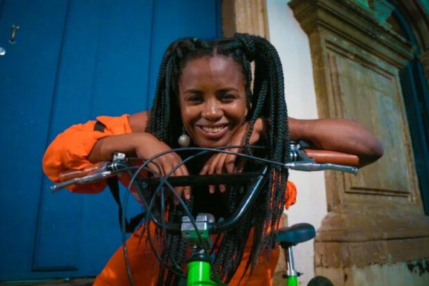 Arquivo:Jamile Santana, cofundadora da Rede de Mobilização Coletiva Afro Ciclo..jpg