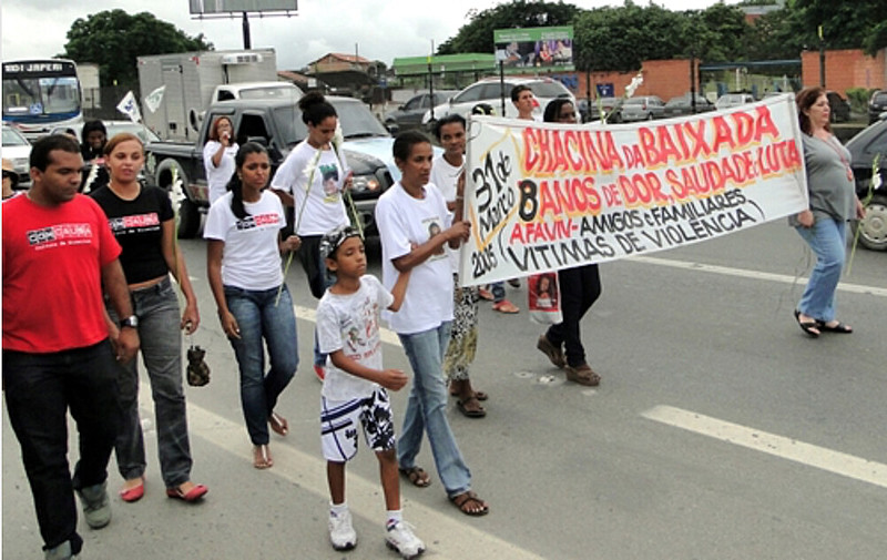Arquivo:Manifestação pela Chacina da Baixada Fluminense.jpg