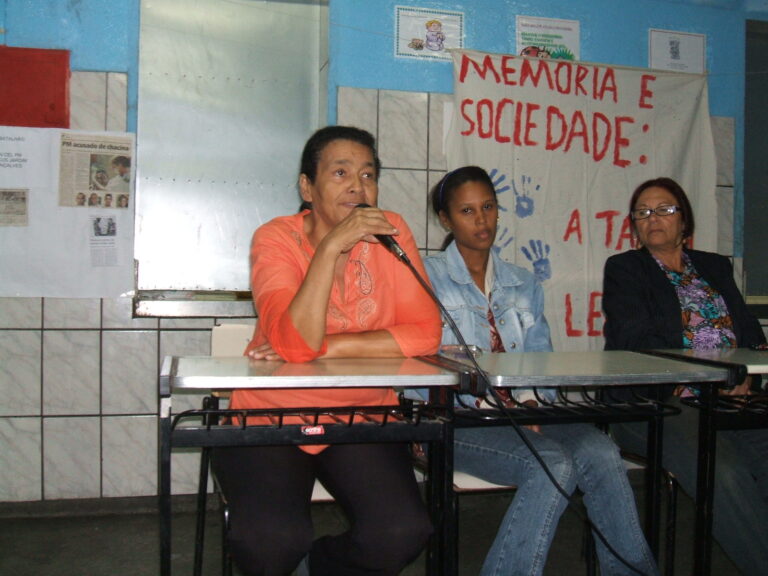 Arquivo:Vera em depoimento aos estudantes da escola pública Vinícius de Moraes - Pavuna - Rio de Janeiro.jpg