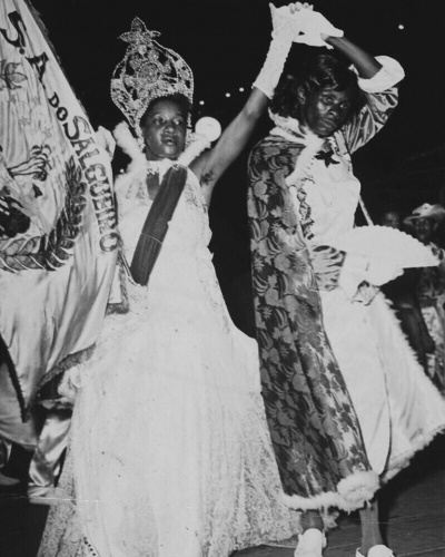 Salgueiro em 1955 com o enredo Epopeia do Samba. Carnavalesco Hildebrando Moura. Foto Arquivo Nacional..jpg
