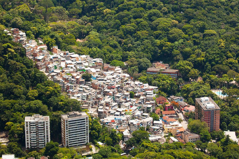 Arquivo:Favela Vila Parque Cidade.jpg