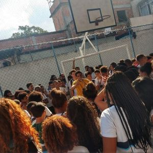 Intervenção poética na Escola Municipal Dorcelina Gomes da Costa..jpg