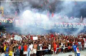 Torcida do Flamengo na Geral do Maracanã