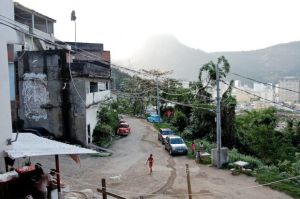 Estradinha faz parte da Ladeira dos Tabajaras, favela localizada entre Botafogo e Copacabana..jpg