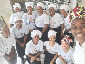 Aula do curso Afro Chef..jpg