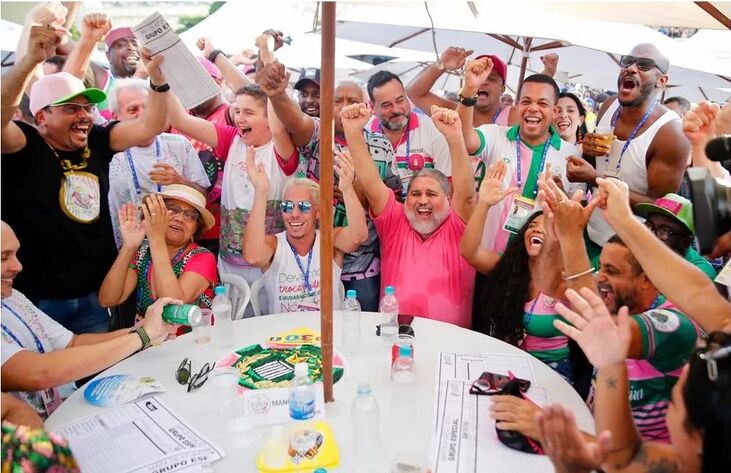 Mangueira conquista o seu vigésimo campeonato com o histórico desfile: História Pra Ninar Gente Grande