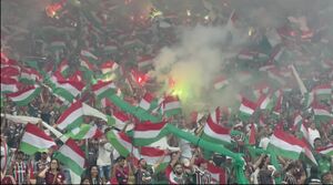 Visão externa da torcida do Fluminense na Final da Libertadores 2023