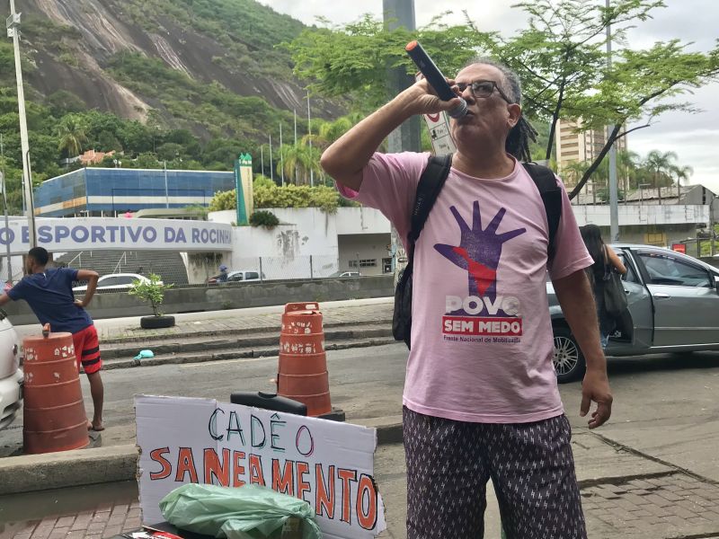 Arquivo:Roberto Lucena, liderança comunitária da Rocinha e um dos fundadores do movimento Rocinha Sem Fronteiras. Data- 07-05-2022. Foto- Kita Pedroza.jpg
